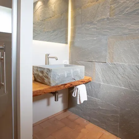 Torre Del Marino فندق