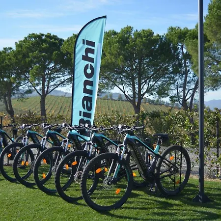 Torre Del Marino فندق 4*