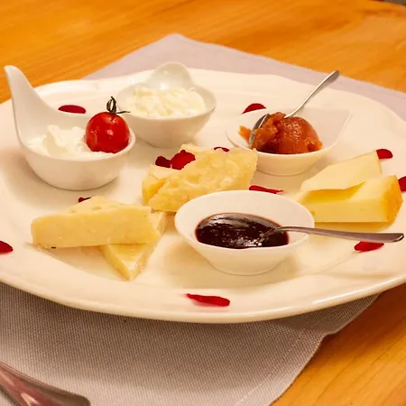 Torre Del Marino فندق